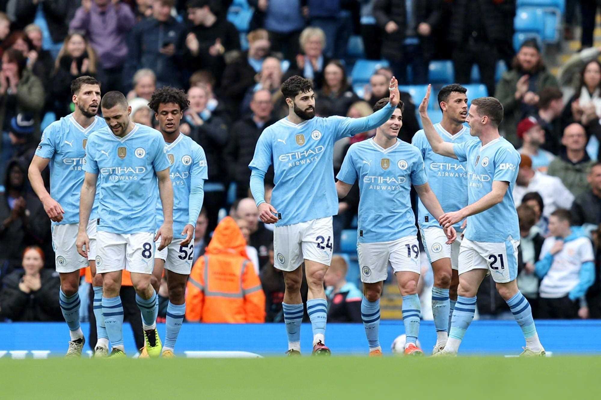 足坛又迎来 足坛又迎来